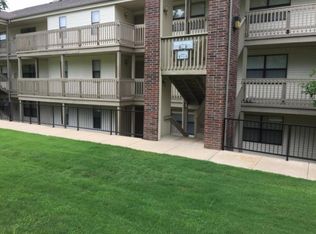123 Bunker Ridge Dr APT 3, Branson, MO 65616