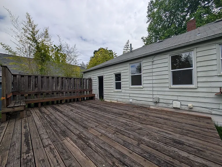 2064 Washington St — Photo 9