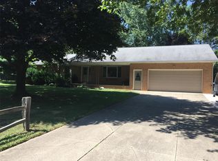 1241 Steese Rd, Uniontown, OH 44685