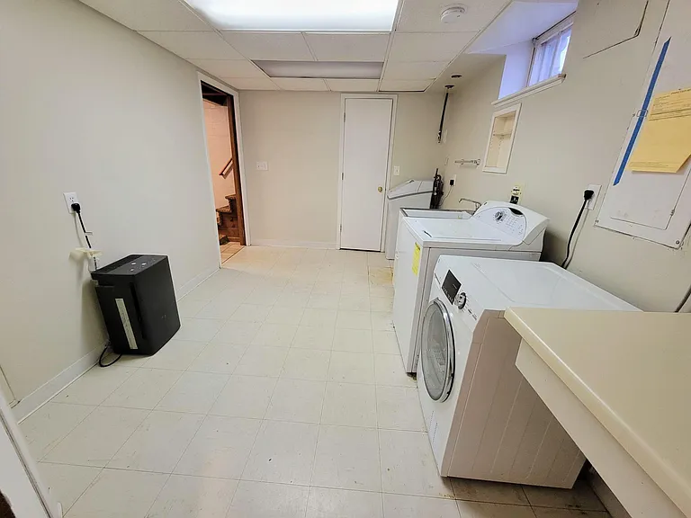 2601 Burd Pl — Photo 23