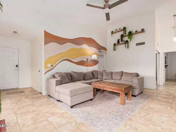 3960 E GRAYTHORN Street, Phoenix, AZ 85044