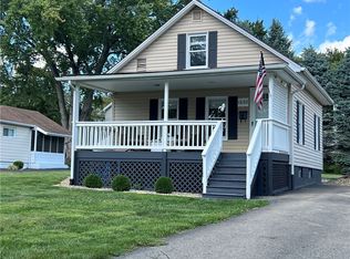 1652 Katherine St, New Castle, PA 16105