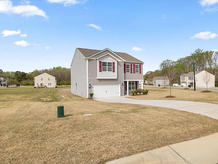 97 Long Meadow Ln — Photo 3