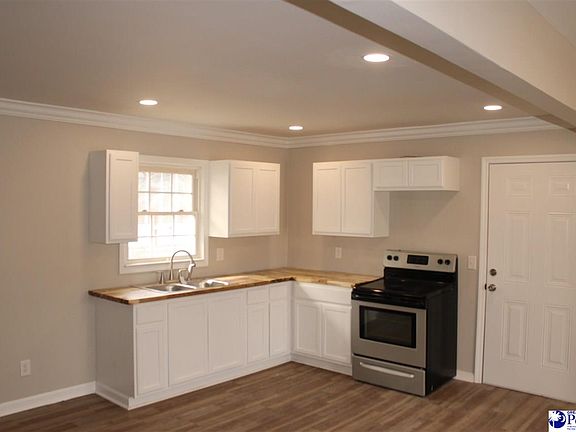 5th image of 105 Mace Ct