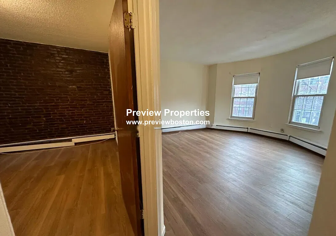1 bed, 1.0 bath, $2,400 — Photo 4
