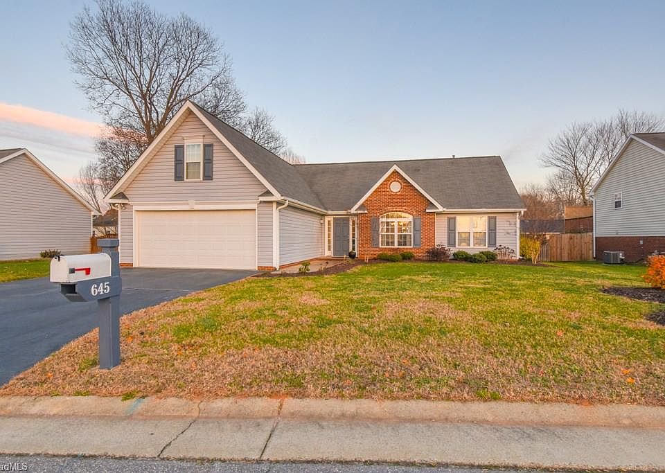 1st image of 645 Wallridge Dr