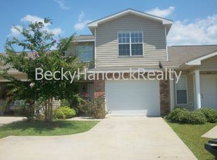 317 Jasmine Cir, Enterprise, AL 36330