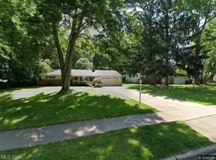 4539 Coe Ave, North Olmsted, OH 44070