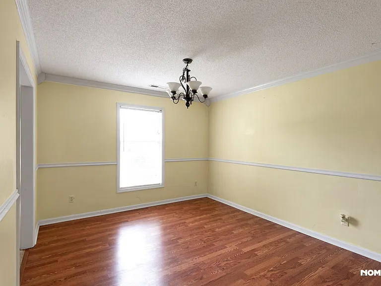 216 Stone Point Ln — Photo 12