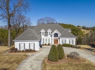 5709 Laurel Ridge Rd, Chattanooga, TN 37416