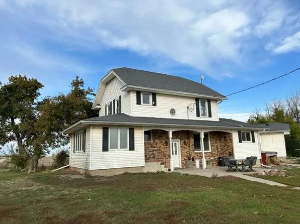 1987 220th St, Toledo, IA 52342