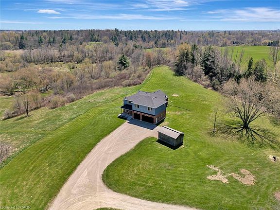 5th image of 70 Governors Rd E