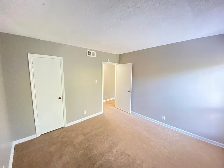 3367 Clarke Rd — Photo 13