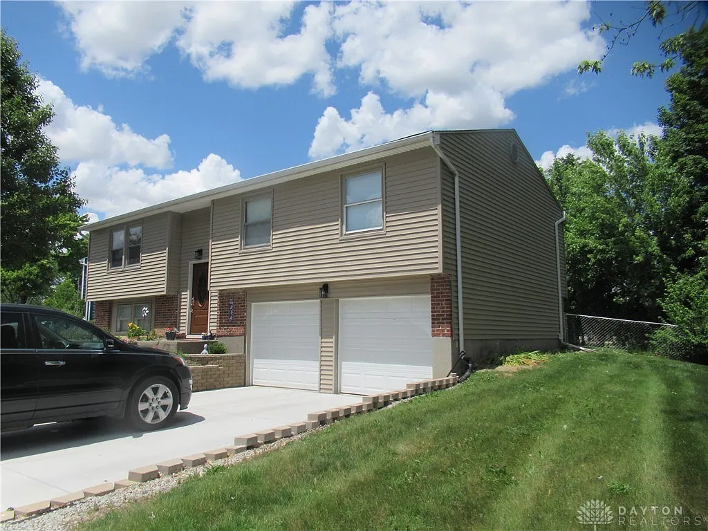 226 Porter Dr photo 1