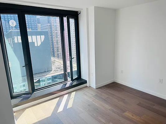 Rented by E Realty International Corp | media 54