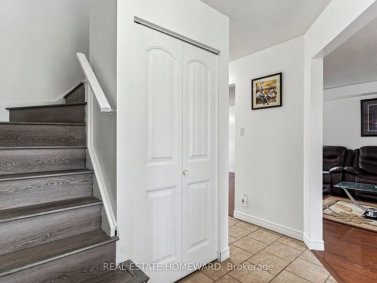1117 Ashley Ct — Photo 6