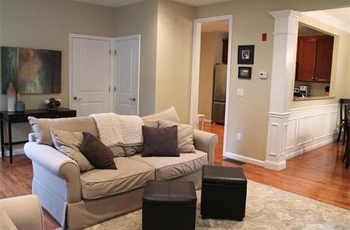 5th image of 17 Kendall Ct