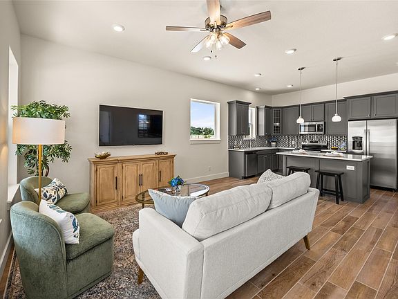 3rd image of 802 W Creek St #100