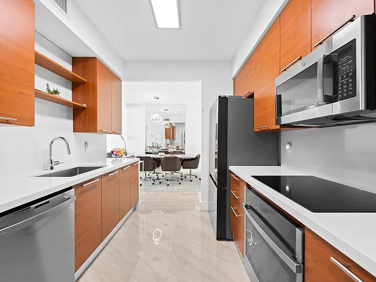 350 SE 2nd St #2280 — Photo 10