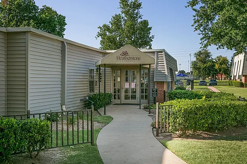 Heatherstone Apartments Photo 1