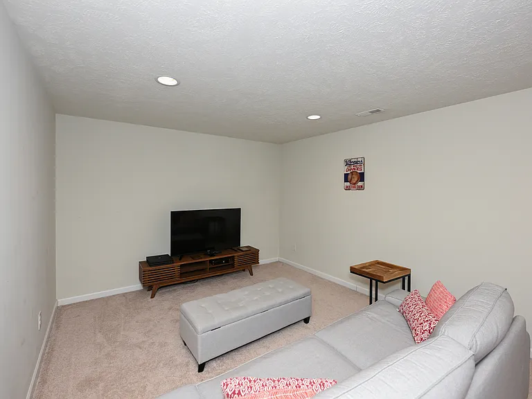4816 Lake View Dr — Photo 34