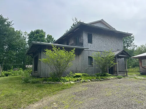 96 Mount Battie St Photo 1