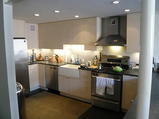 Rented by Sotheby's International Realty | media 17