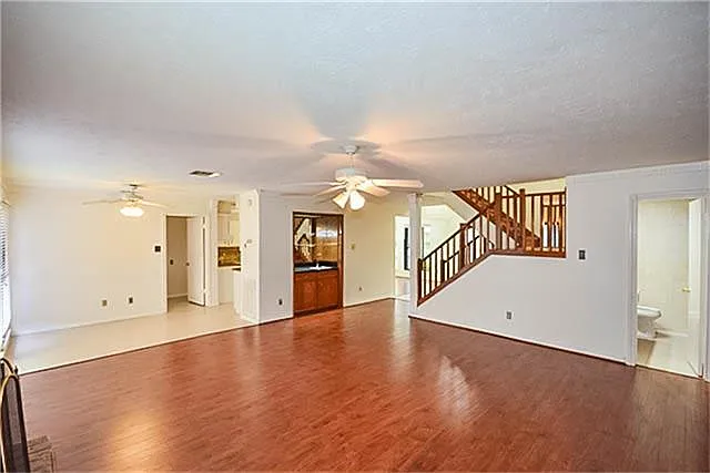 2814 Field Line Dr — Photo 12