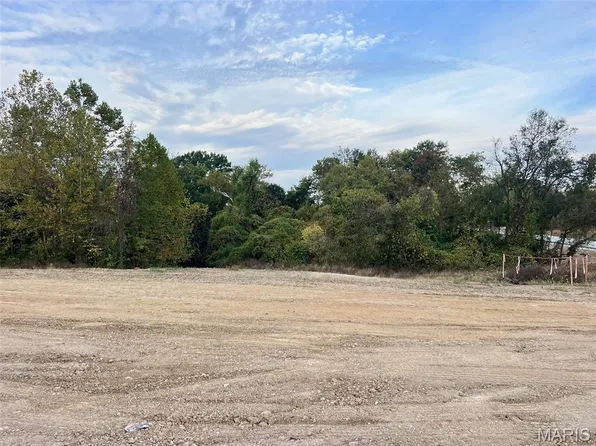 193 Timber Creek Dr #193, Washington, MO 63090