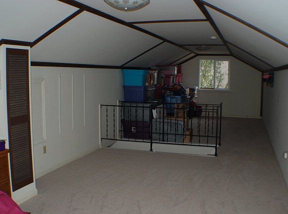 5th image of 1909 Lakewood Ct