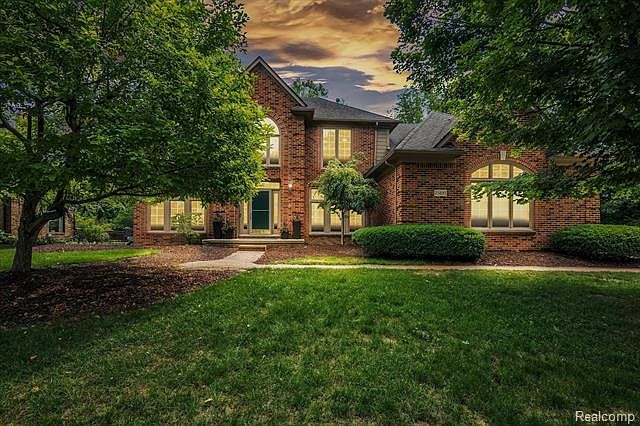 1st image of 25895 Arcadia Dr