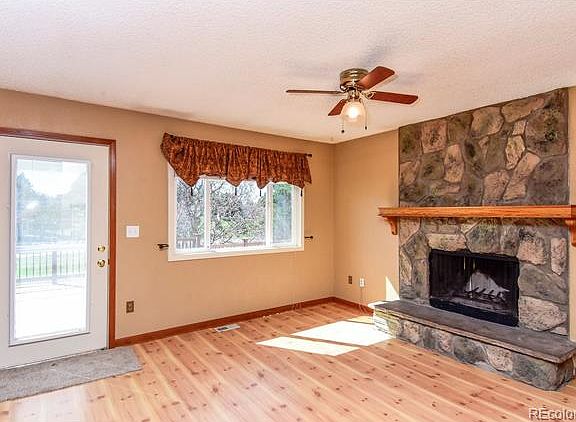 4th image of 1345 Starling Ln