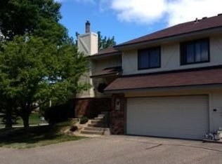 8522 Xenium Ln N, Maple Grove, MN 55369