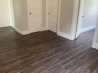 15 2nd St SW #1, Chisholm, MN 55719