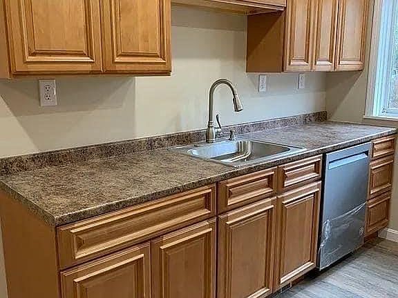 3rd image of 17 Emerald St #17