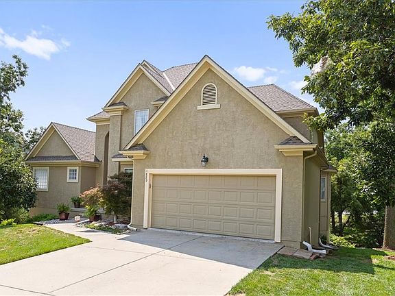 2nd image of 1829 SW Twincreek Pl