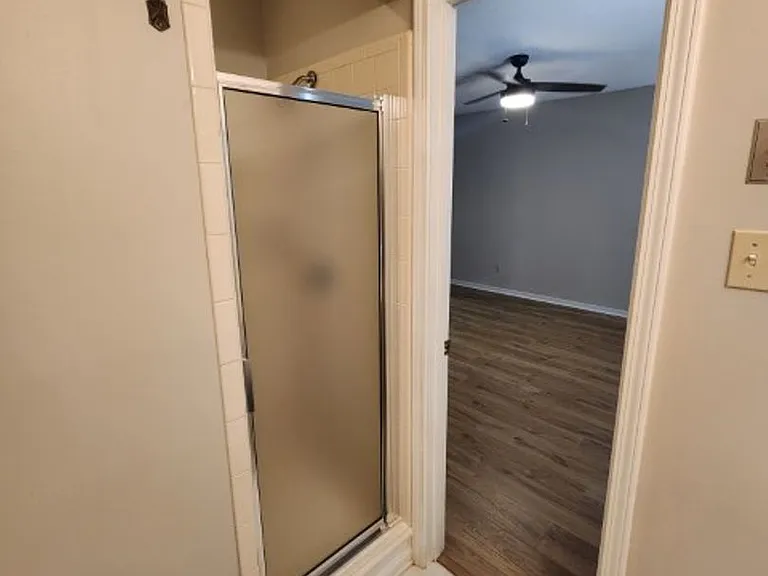 309 Shadow View Dr — Photo 17