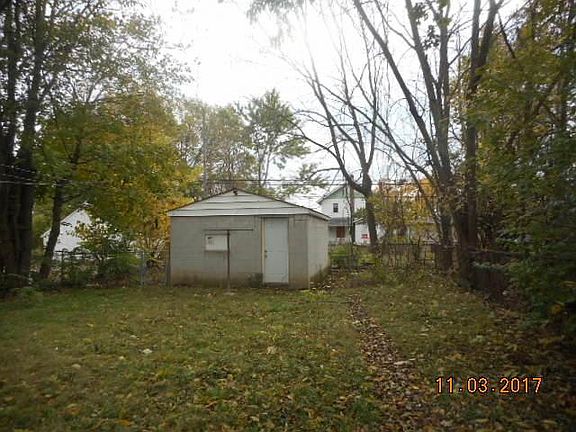 4th image of 3139 E 6th Ave