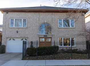 4716 N Kilbourn Ave, Chicago, IL 60630
