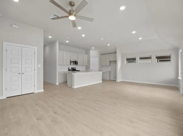 31102 Rena Coast Dr, Huffman, TX 77336