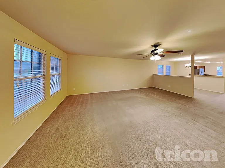 1248 Collett St — Photo 3
