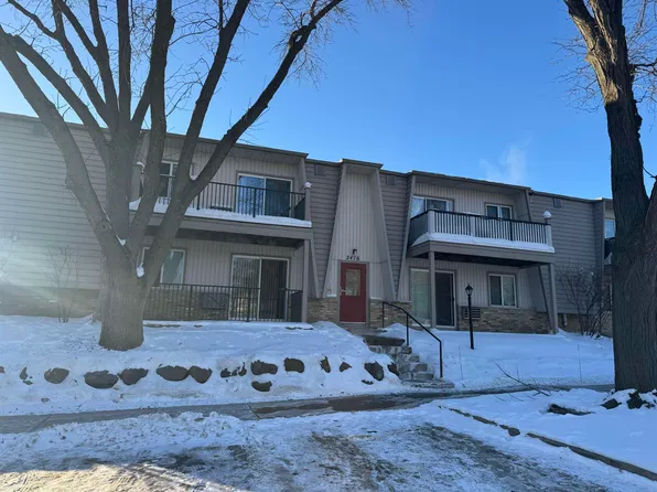 2416 Independence Ln Unit 206, Madison, WI 53704