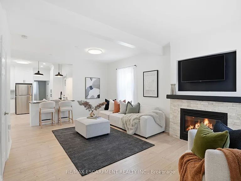 118 Victoria St — Photo 4