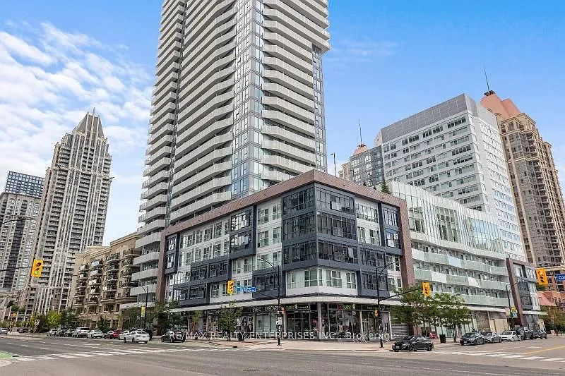 4065 Confederation Pkwy #2304