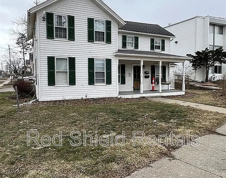 501 W Forest Ave #1 — Photo 1
