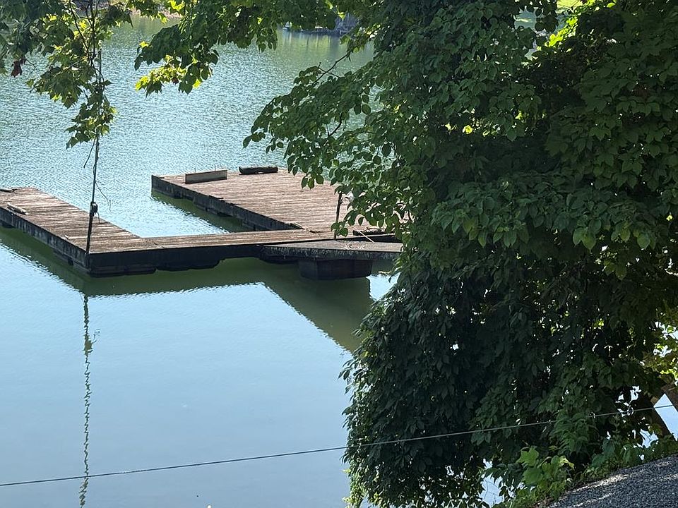 1st image of 84 High Bridge Dr