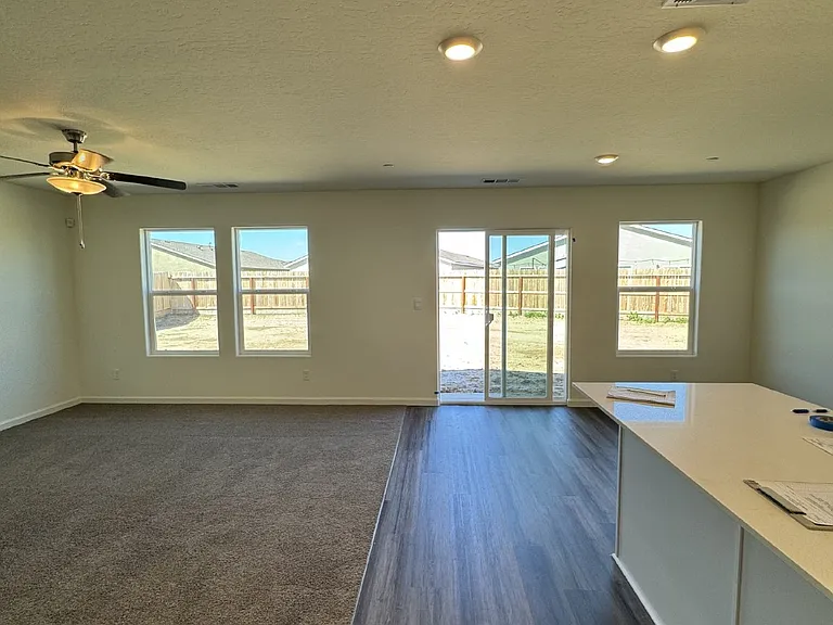 4549 Michelle Dr — Photo 11