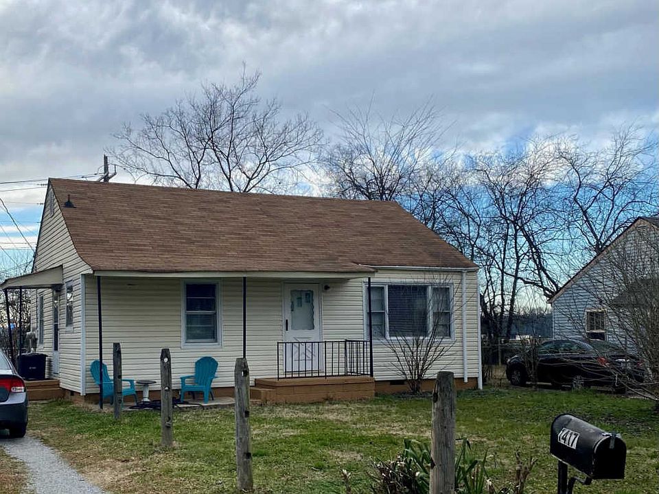 2nd image of 1417 Wright St