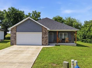 280 W Erin Circle, Bolivar, MO 65613