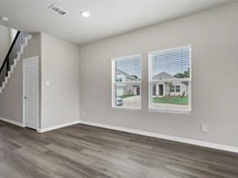 607 Willet Dr — Photo 11